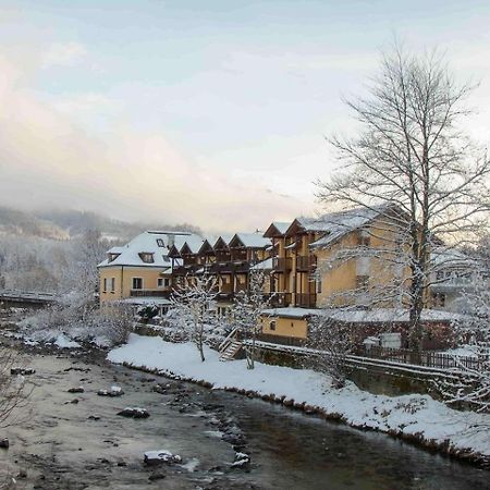Hotel Restaurant Platzer Gmund in Karnten Exterior photo