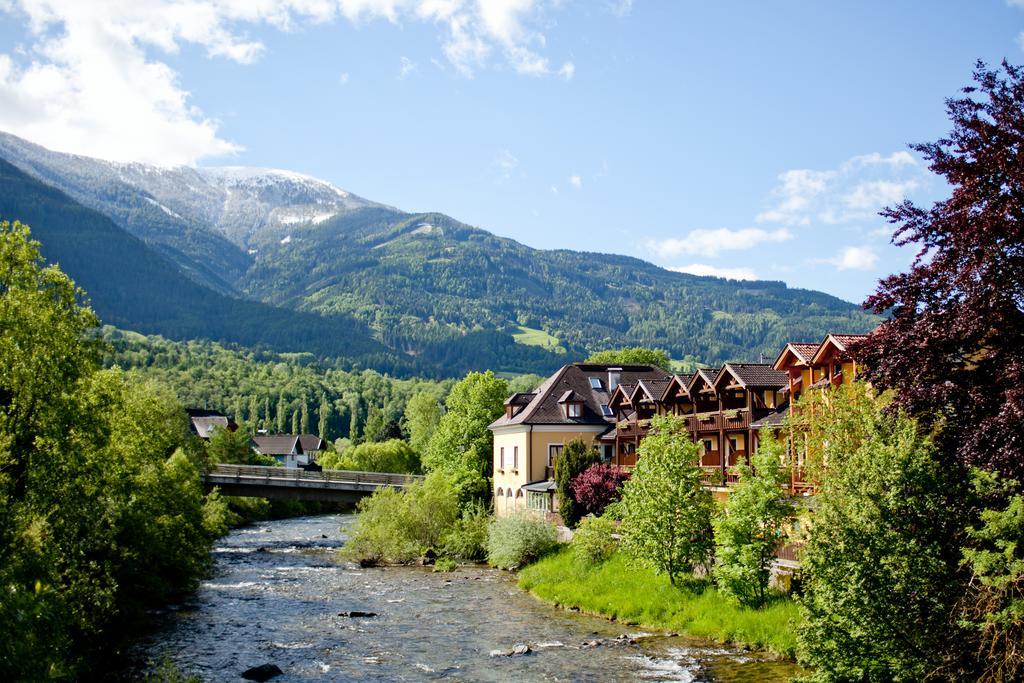 Hotel Restaurant Platzer Gmund in Karnten Exterior photo