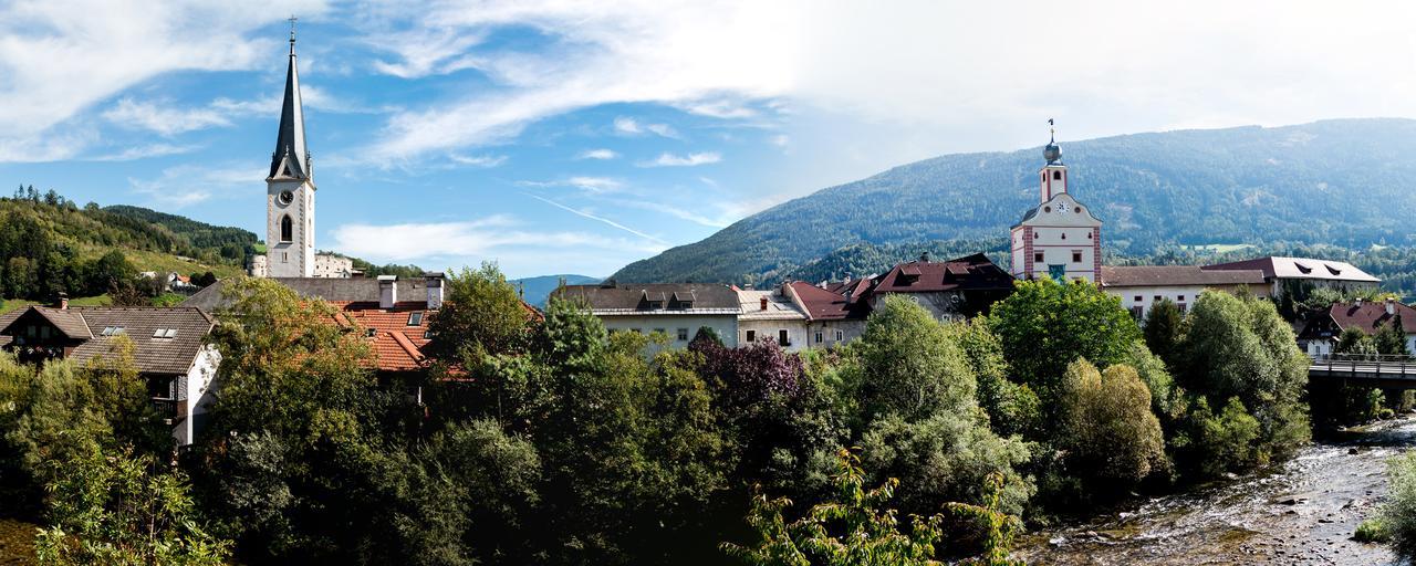 Hotel Restaurant Platzer Gmund in Karnten Exterior photo
